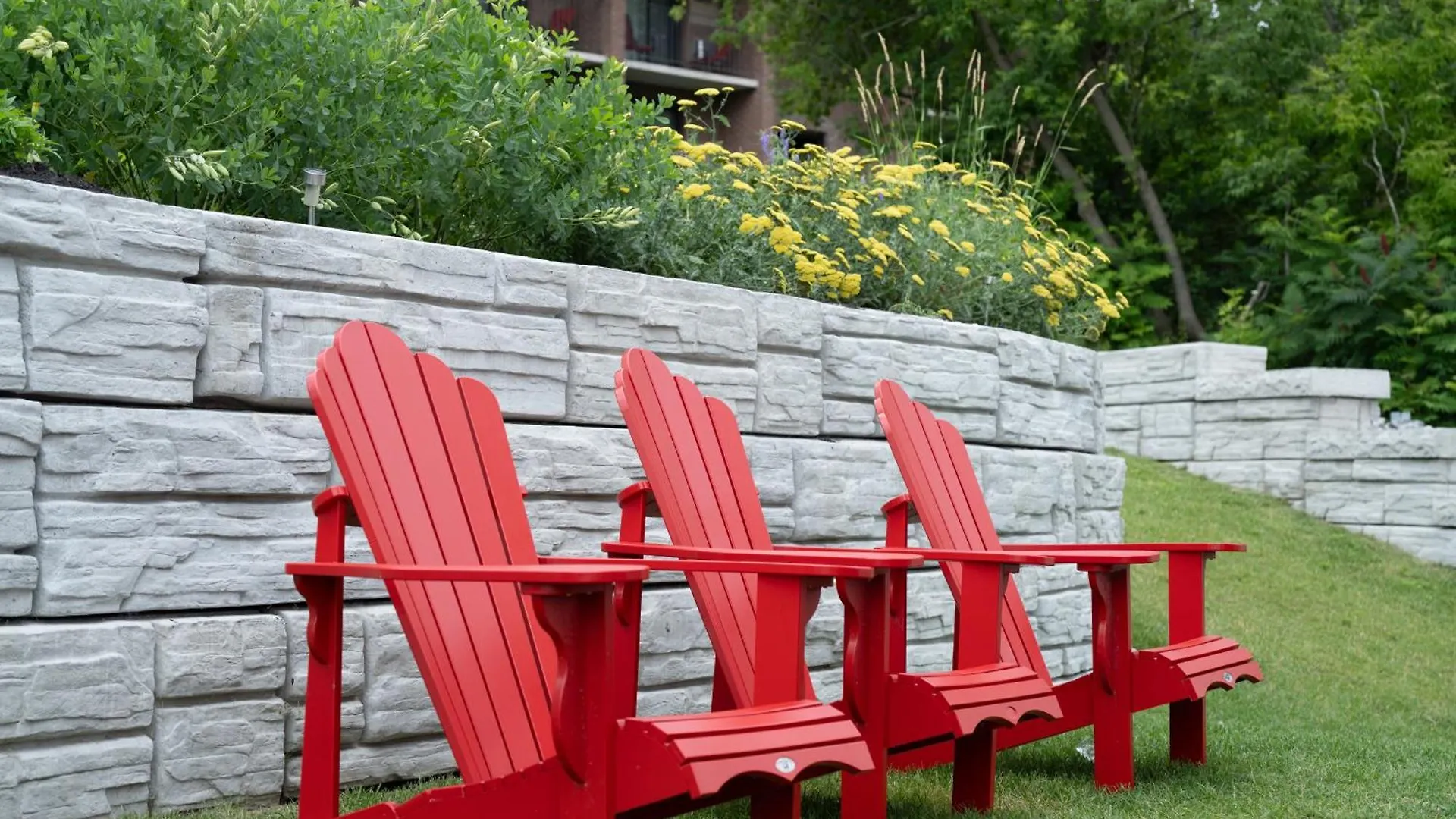 Hotel Ramada By Wyndham Ottawa On The Rideau Canada